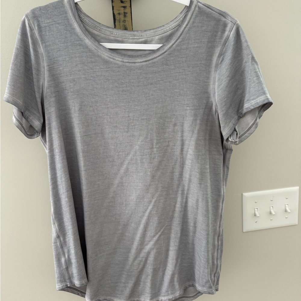 Lululemon Women’s Love Curved Hem Crewneck T-shirt